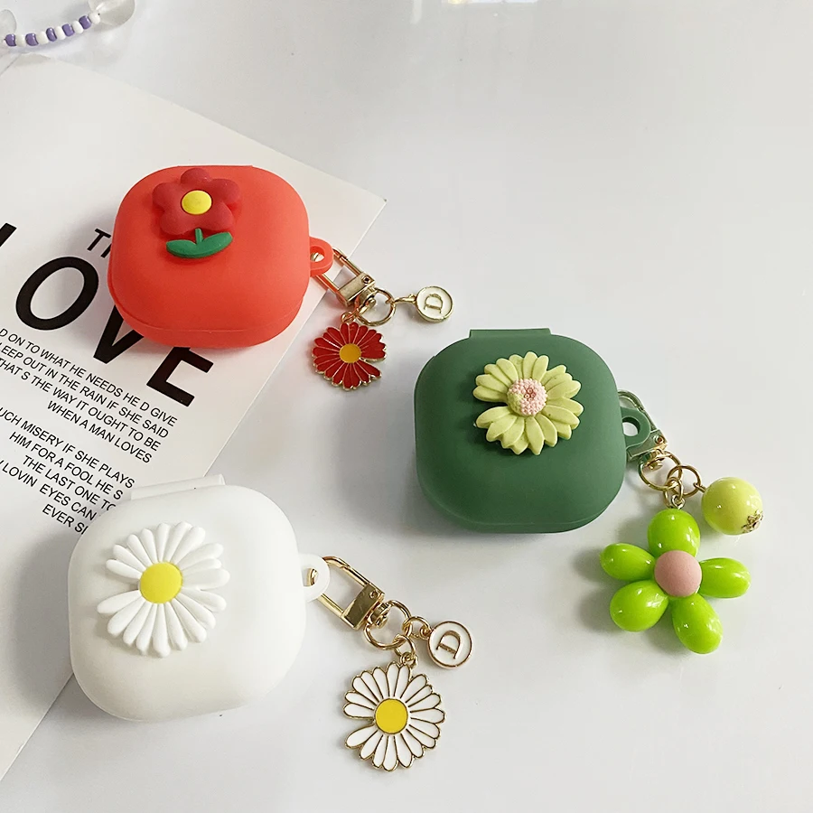 Fashion Daisy Flower Case for Anker Soundcore Liberty 3 Pro Case Cute Silicone Earphone Cover with Keychain Accessory Box