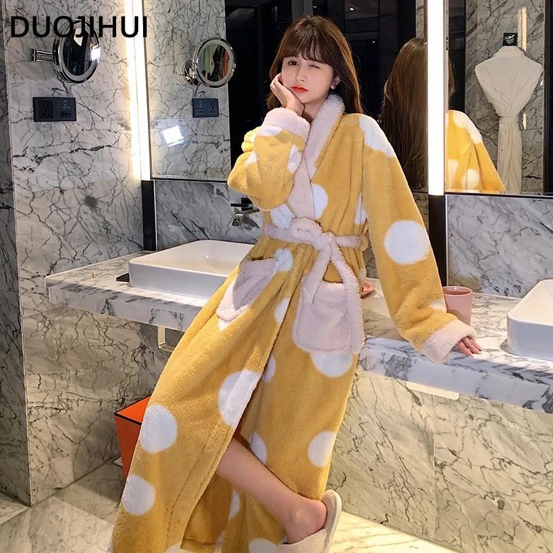 

DUOJIHUI Thick Warm Winter Flannel Long Sleeve Nightdress Women New Chicly Pocket Belt Slim Waist Loose Fashion Female Nightgown