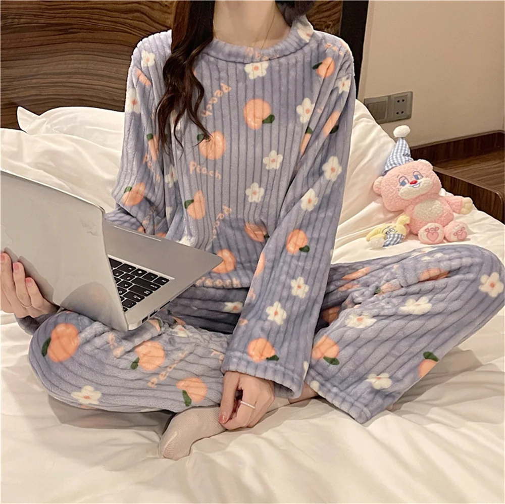 Conjunto de pijamas de manga comprida feminino, flanela quente, roupa caseira coral grossa, pijamas dos desenhos animados, urso pêssego, outono, inverno