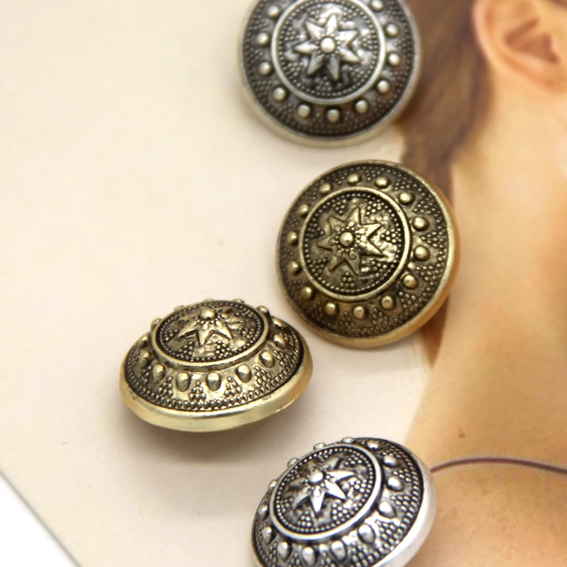 HENGC 15/20mm Retro Flower Carved Bronze Zinc Alloy Buttons For Clothes Luxury Coat Suit Sweaters Handmade Decorations DIY Craft