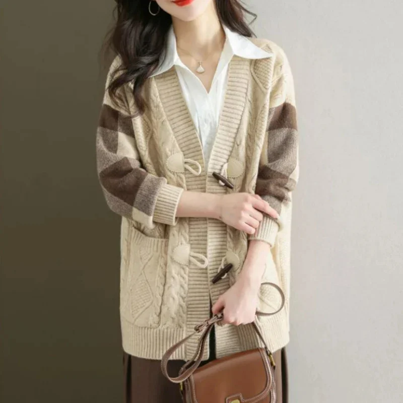 

Spring Autumn New Sweater Cardigan Women's V-neck Fashion Loose Casual Contrast Color Twists Weaving Button Pocket Knit Coat Top