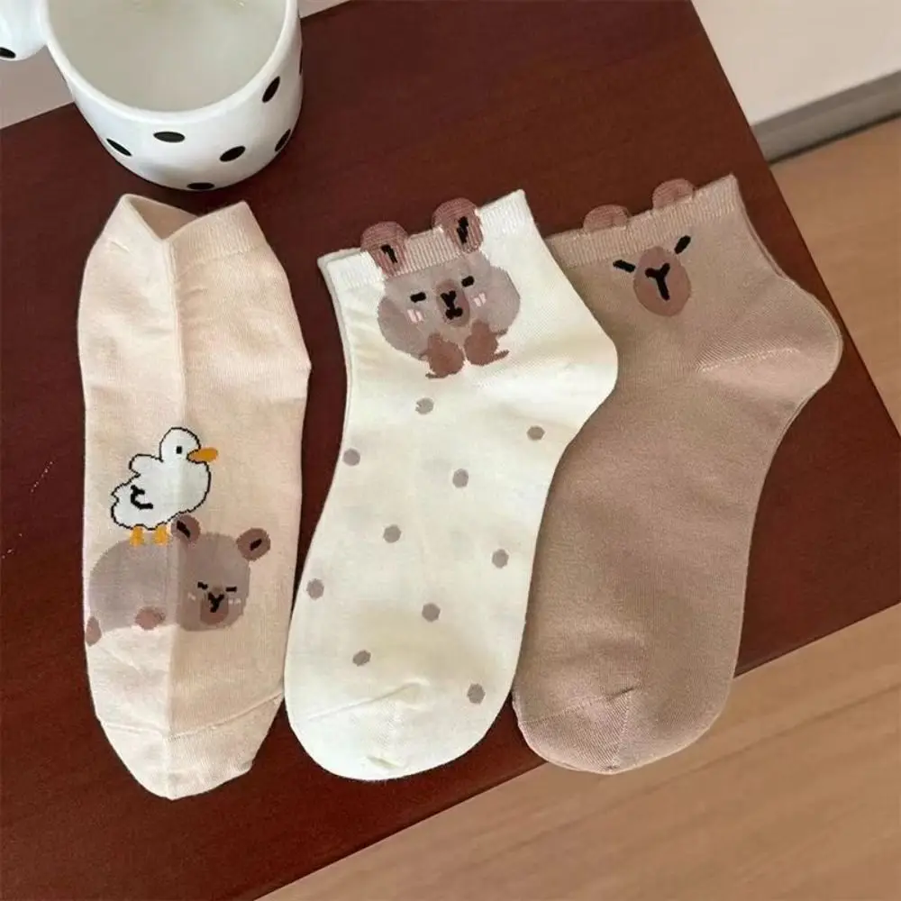 5Pairs Fashion Cartoon Capybara Socks Non-Slip Dot Capybara Mid-tube Socks Breathable Thin Socks Women Student