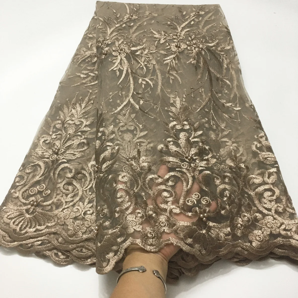 New Design African Mesh Lace Fabric With Beads 2022 High Quality French Tulle Lace Fabric Nigerian Lace Fabric For Party PPP04