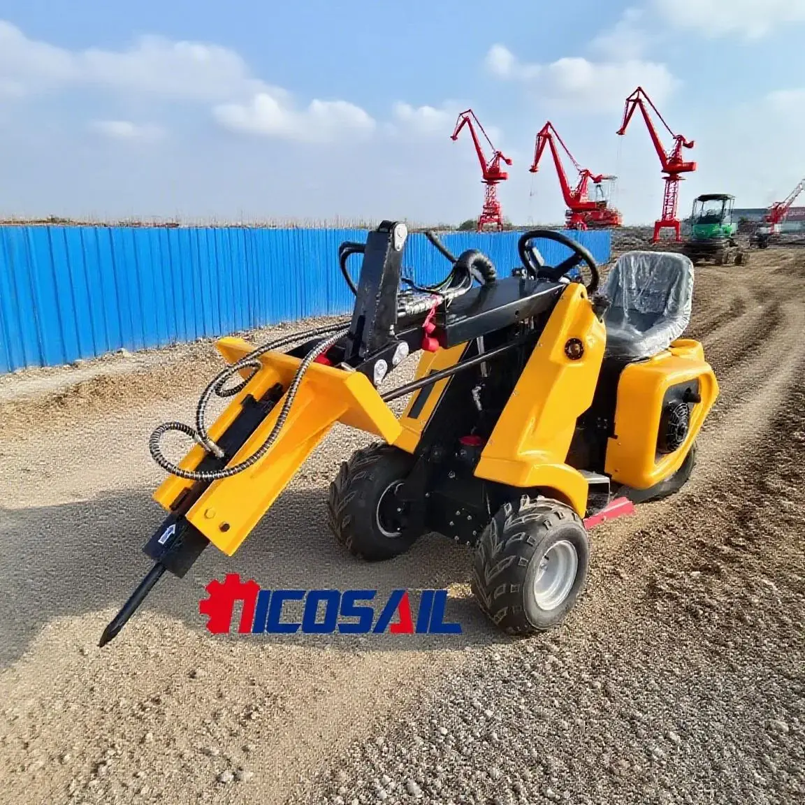 

Customized Compact Three-Wheel Steering Loader with Sliding Feature for Smooth Operation - Free Delivery