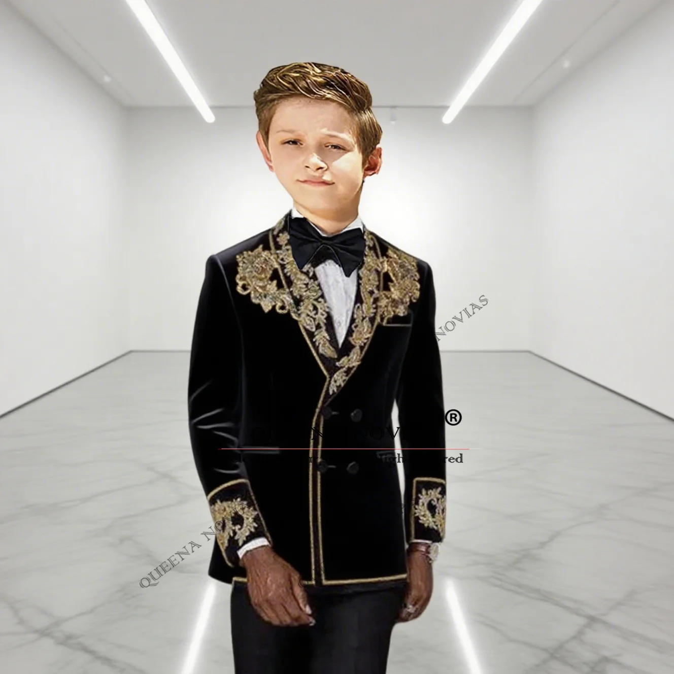 Abito da sposa per bambino da ragazzo su misura 2 pezzi con applicazioni dorate Giacca in velluto Pantaloni Smoking per bambini Giacca doppiopetto slim fit