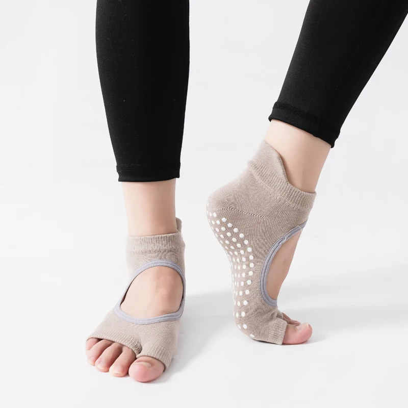 Women Two Toe Backless Yoga Socks Non-Slip Fitness Workout Pilates Sock Ladies Breathable Sports Ballet Dance Slippers for Gym