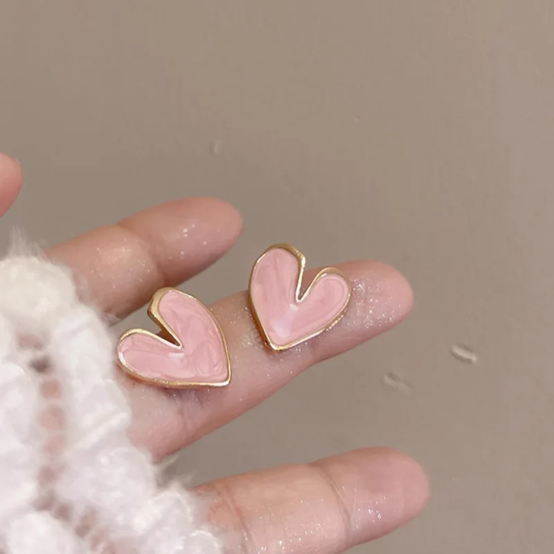 New model Online celebrity Fashion Personality Compact Simple Versatile Sweet  Pink Heart shape  Alloy Earring