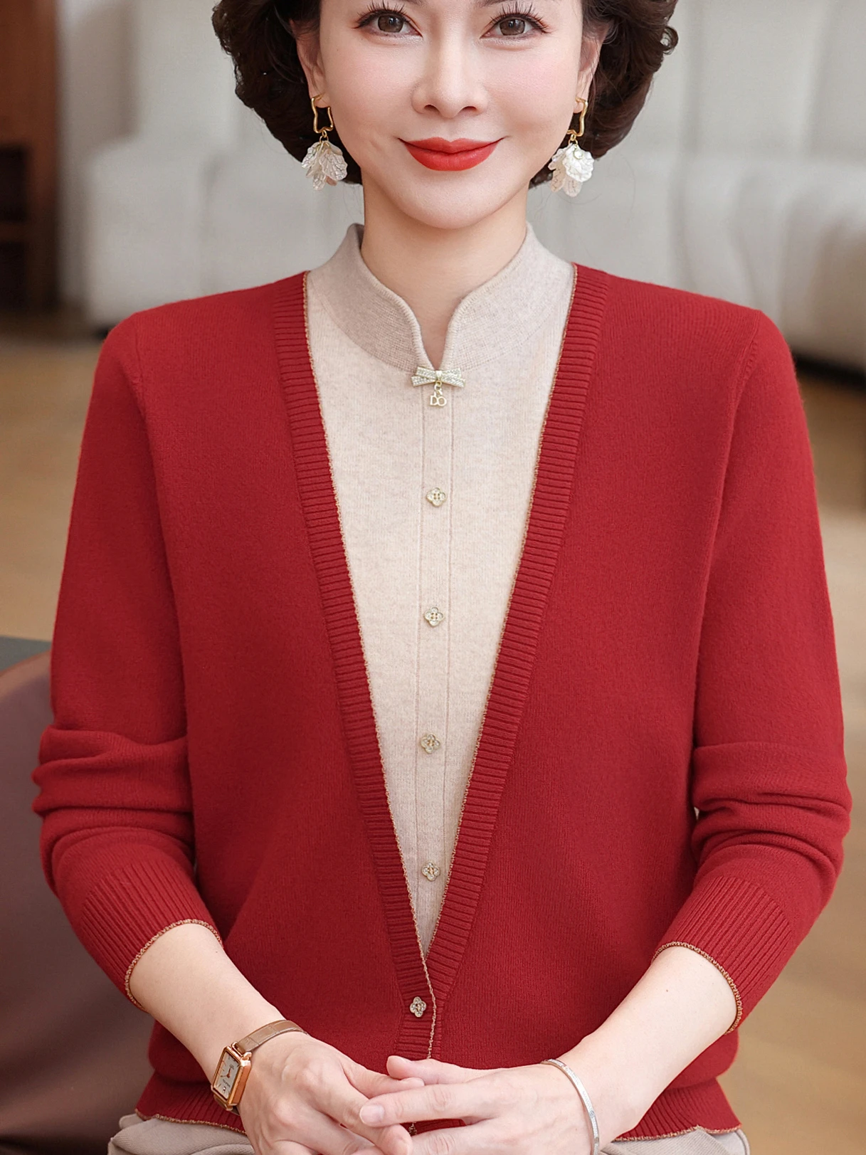 

New Chinese Sle Warm Top Sweater Women's Mid-aged And ly Faionable And Ele Knitted irt Fake Two-Piece