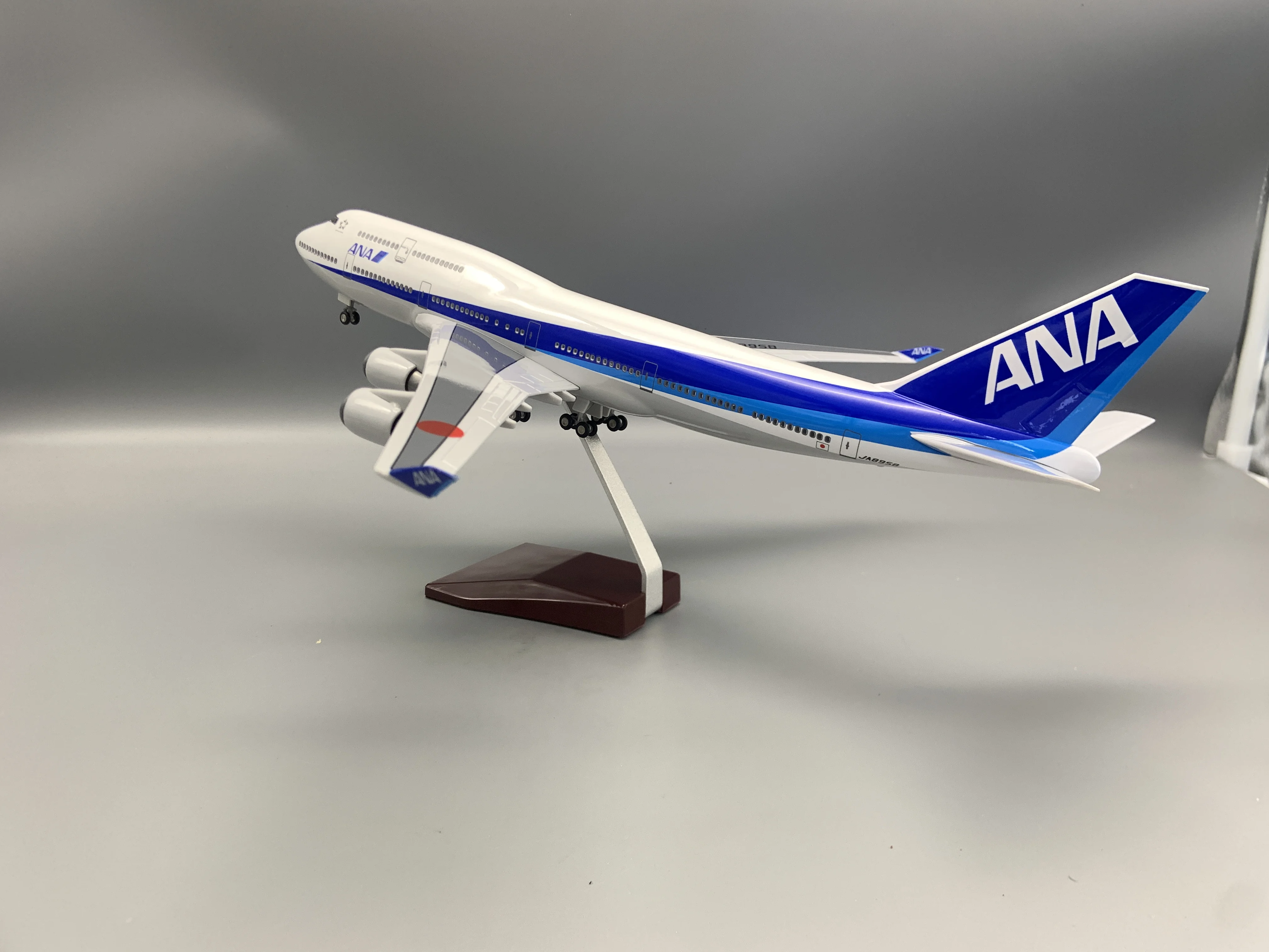 47cm Japan ANA B747 Aircraft Model With Bracket Landing Gear 1/85 Scale Die-Cast Resin Aviation Collectible Gift