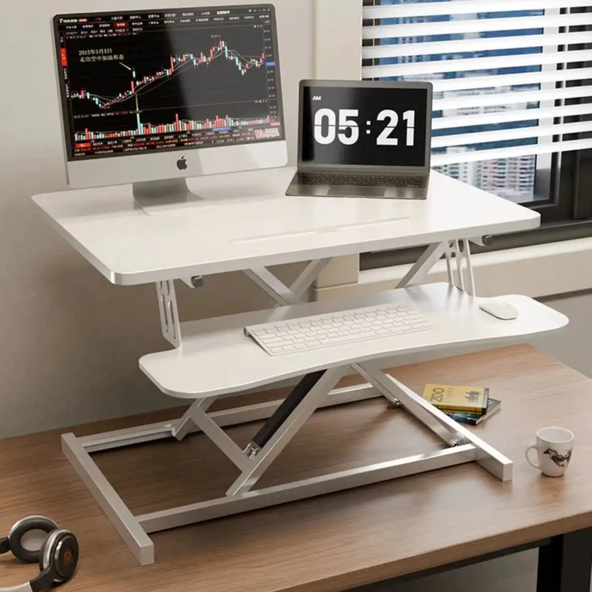 Adjustable Standing Desk Pneumatic Lift Computer Table Foldable Height Adjustable Workbench for Home Office