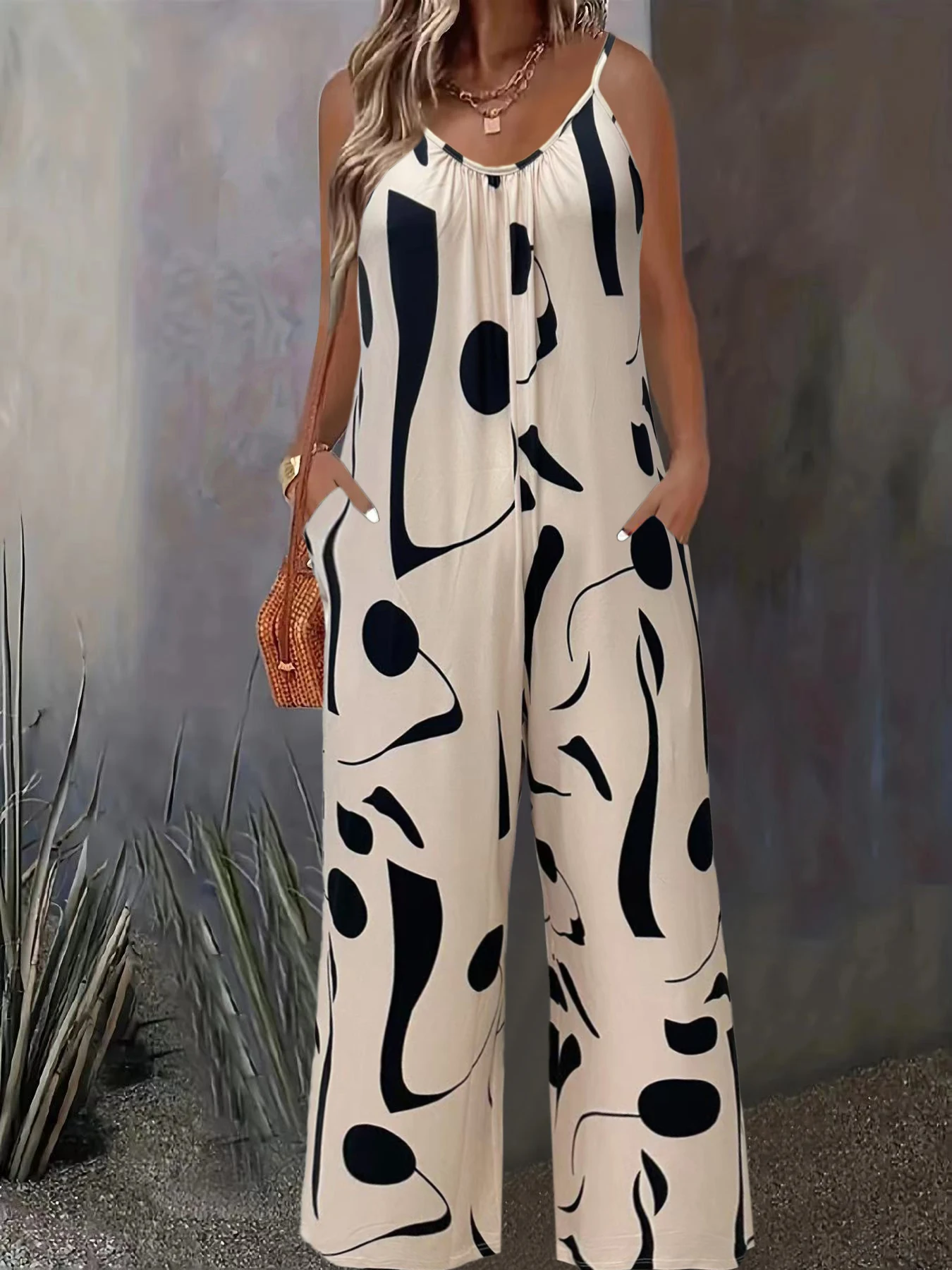 

Plus-size fashion geometric print vacation style with pocket jumpsuit