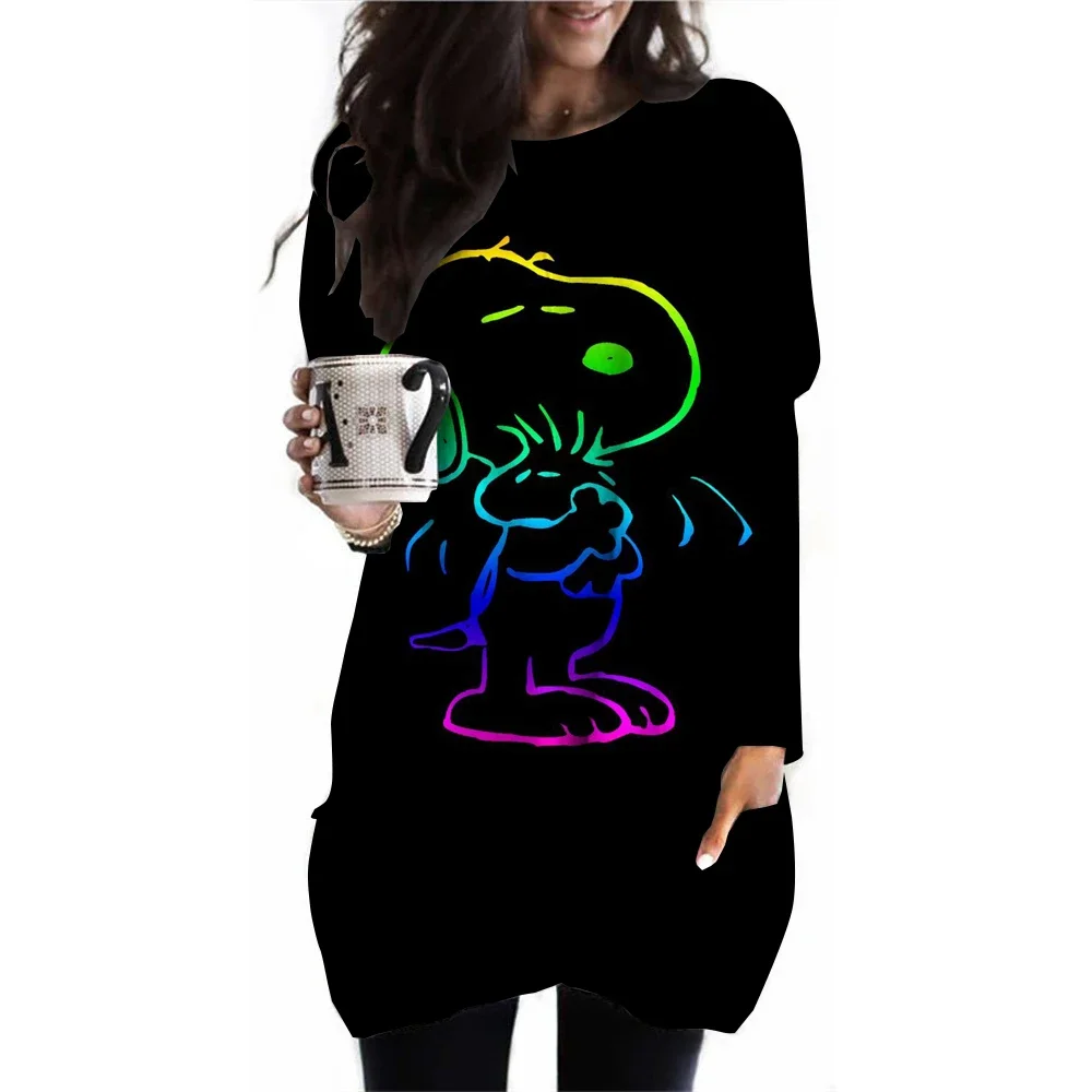 Casual long sleeved women's pocket T-shirt, round neck urban fashion set, Snoopy print, 2024 autumn trend