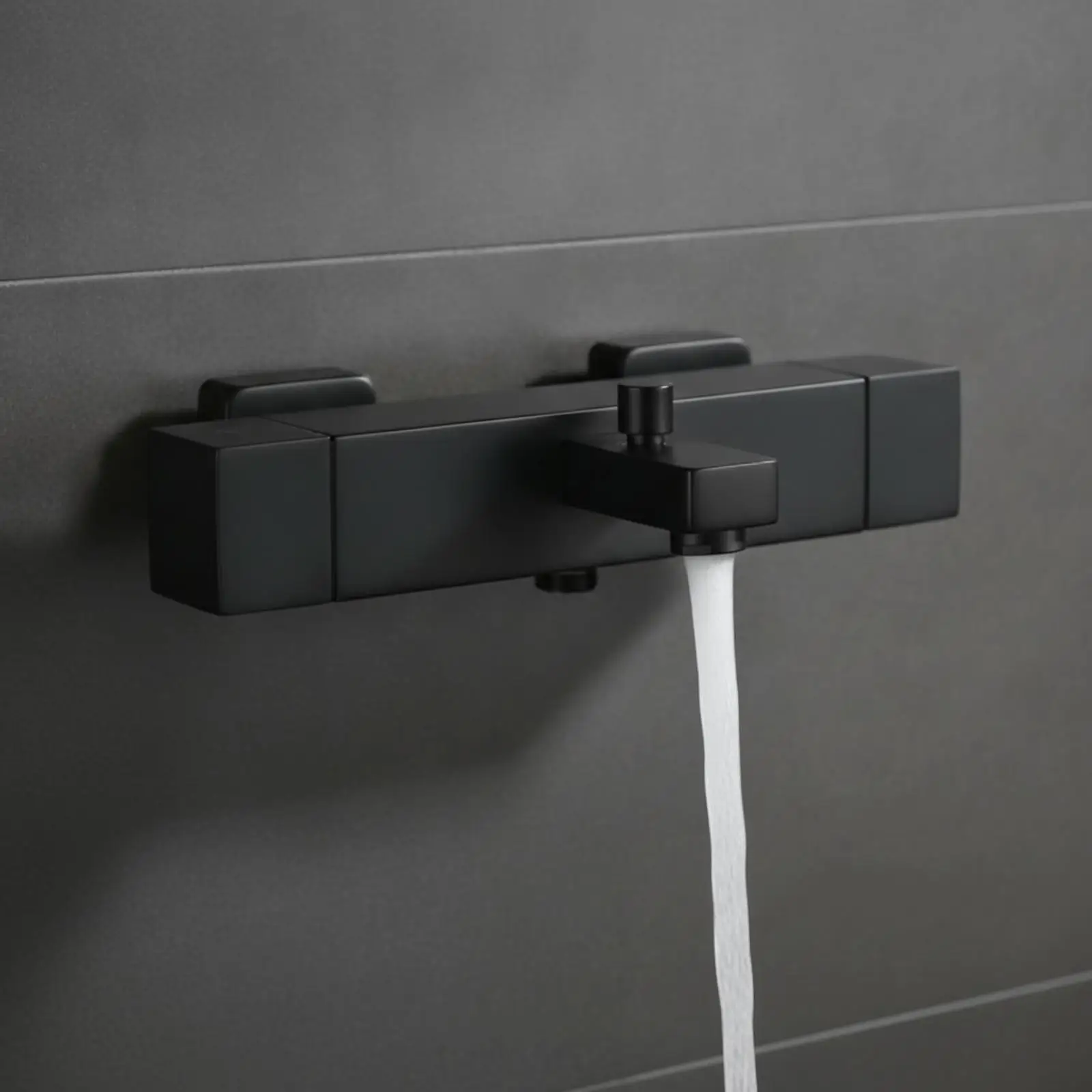 Modern Bathroom Shower Mixing Valve Stainless Steel Thermostatic Mixer with Two Control Knobs and Swivel Bottom Outlet for Tub