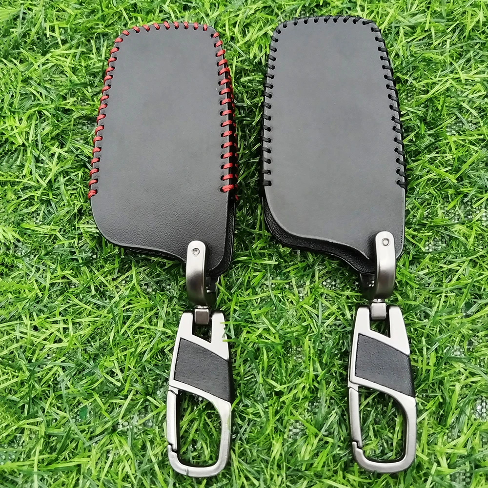 Leather Car Key Case Cover For Toyota Corolla SE 2023 Camry 50 55 TLC200 Yaris Land Cruiser Prado150 RAV4 Venza SIENNA