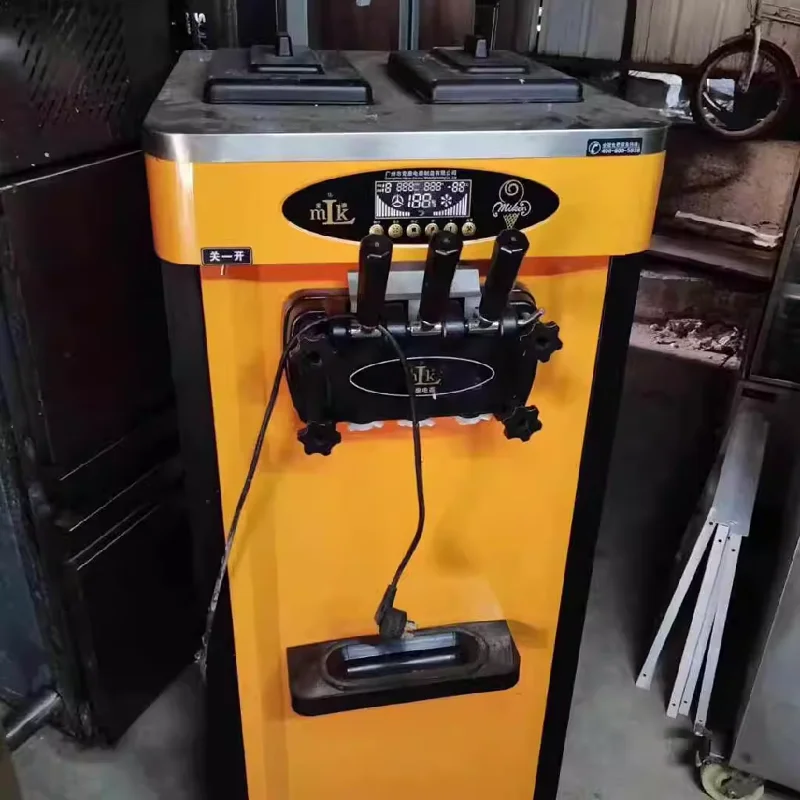 3 Flavors Automatic Soft Serve Commercial Ice Cream Machine Gelato Making Ice Cream Makers
