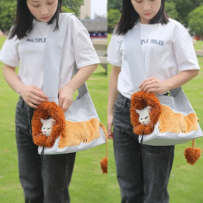 

Cartoon lion pet handbag cat outing shoulder bag, cute animal pattern pet canvas bag travel portable breathable cat bag