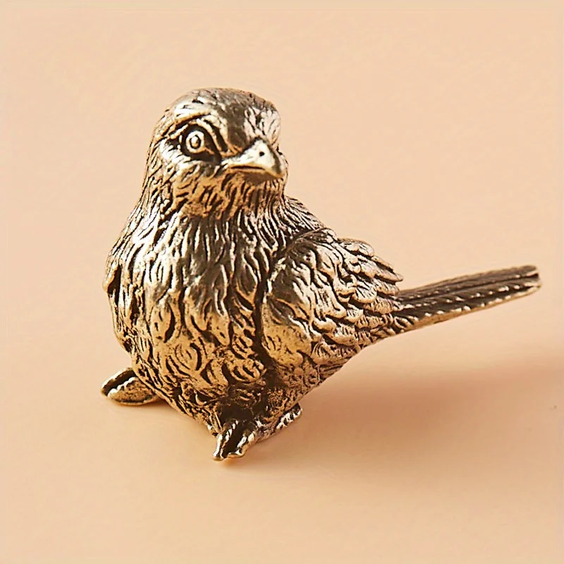 1 Stück Vintage-Schmuck aus massivem Messing, antikes kleines Sparrow-Griffstück, Miniatur-Sparrow-Tee-Geschenk, antike Messing-Vogelskulptur