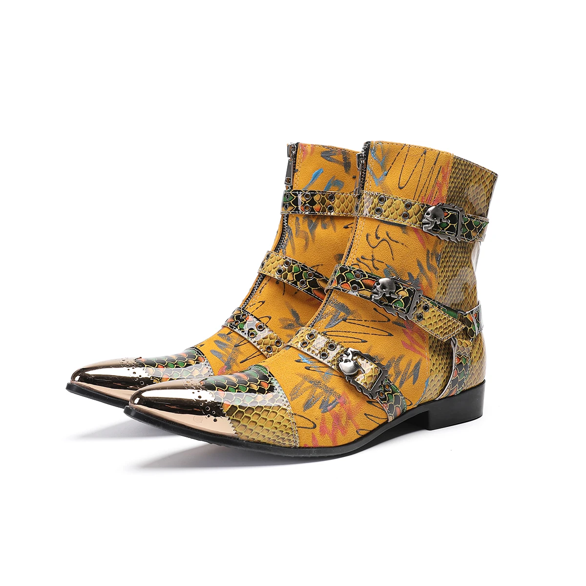 

Men's pointed leather boots with personalized buckle and British snake patterned cowhide leather shoes