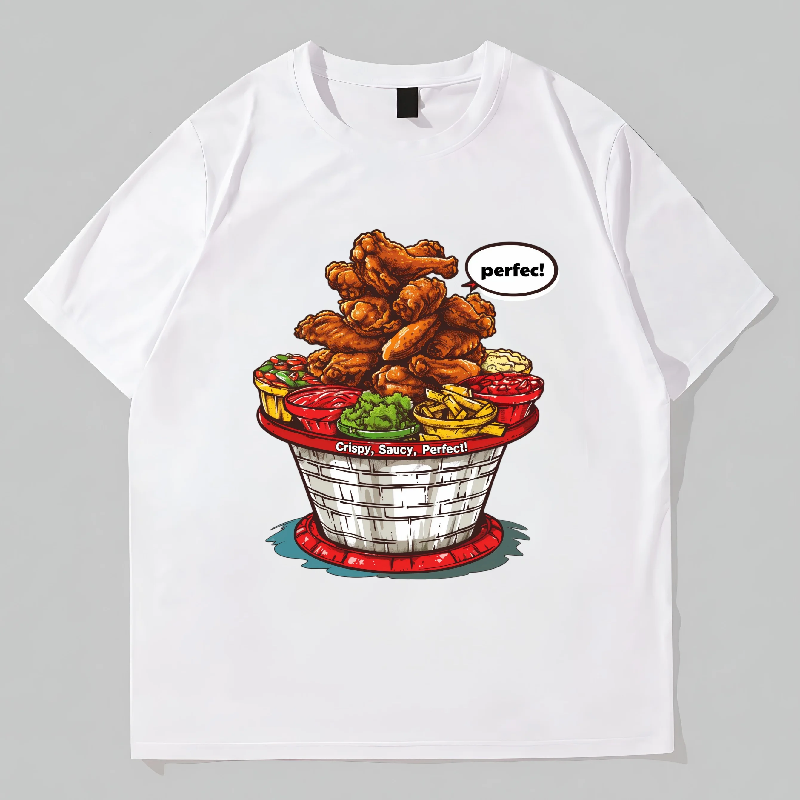 Camiseta blanca Teevo con estampado colorido de pollo frito y salsas para uso casual