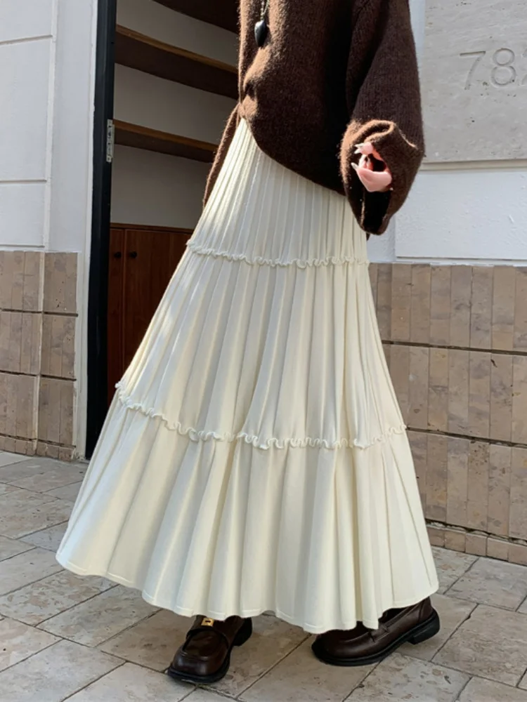 

2025 New Autumn/Winter Ruffle Knitted Forest Series Mushroom Edge Cake Skirt A-line Pear Shaped Body Concealing Cropping Skirt