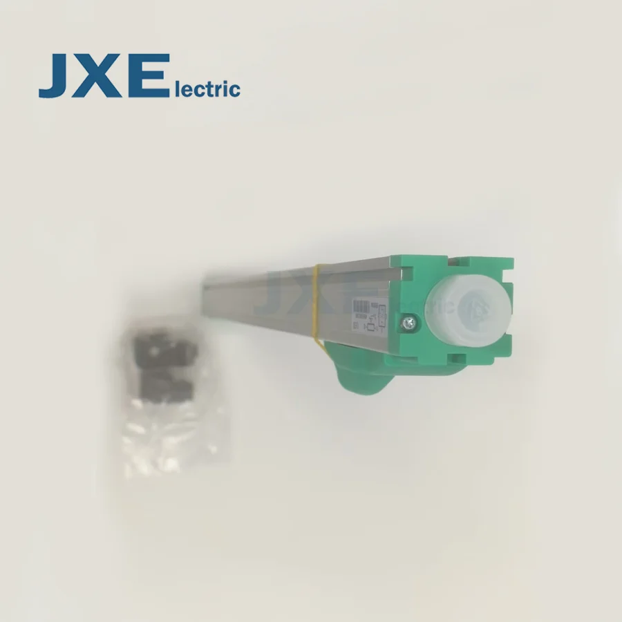 المسطرة الإلكترونية GEFRAN LT-M-0425-P-XL0202 LT-M-0450-P-XL0202 LT-M-0475-P-XL0202 LT-M-0500-P-XL0202 LT-M-0550-P-XL0202