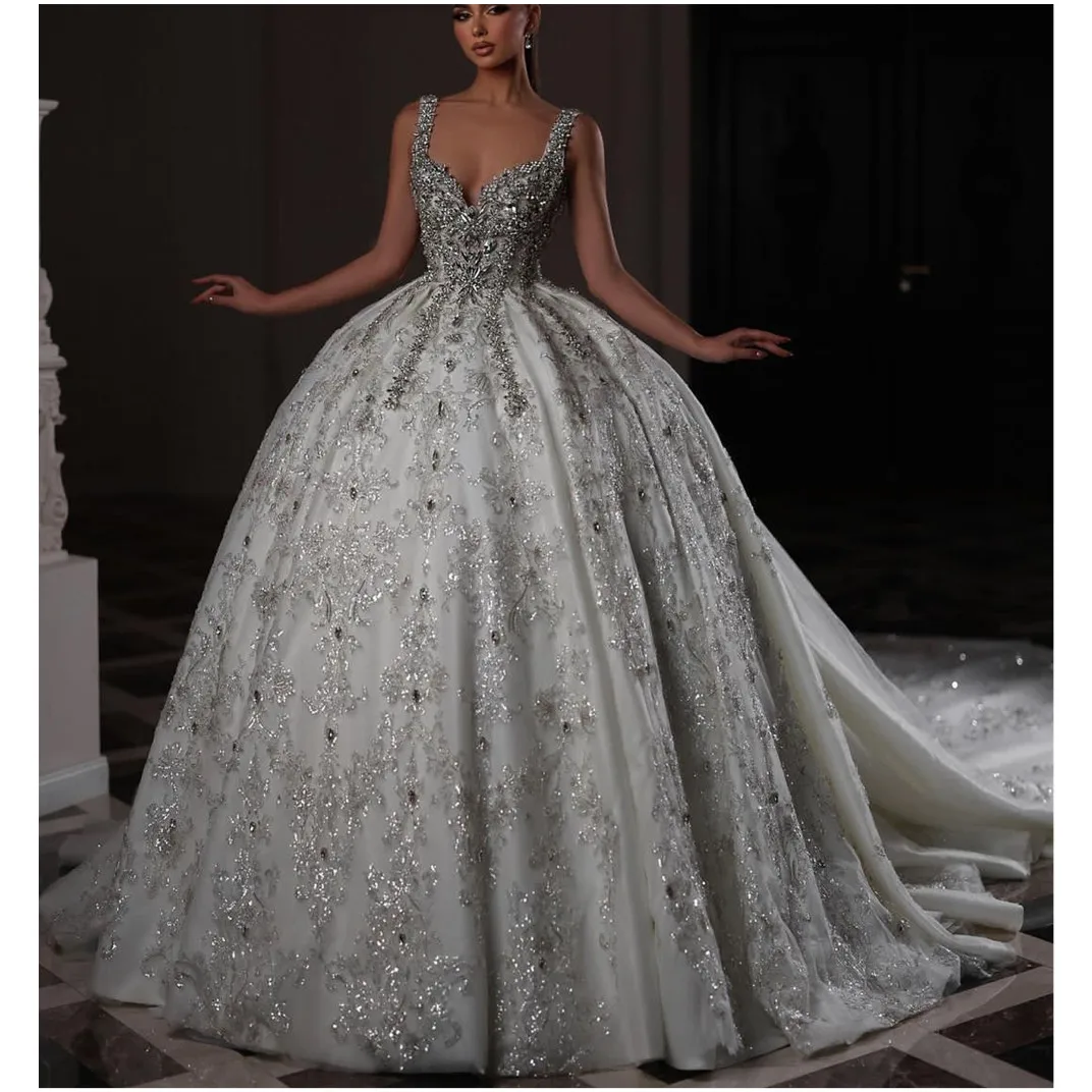 

Luxury Ball Gown Wedding Dresses Sleeveless V Neck StrapsSequins Appliques 3D Lace Beaded Diamonds Bridal Gowns Vestina De Novia