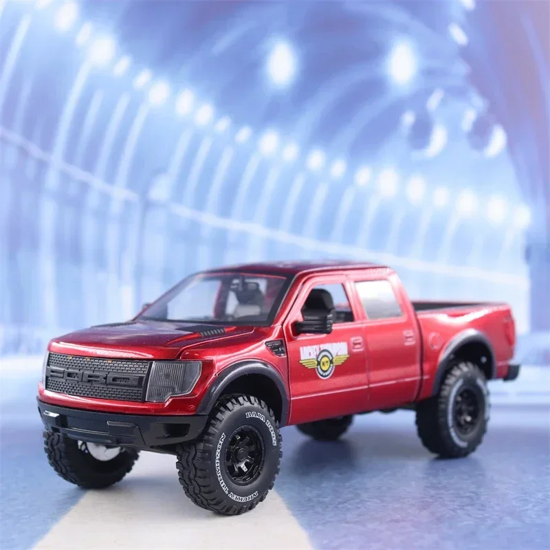 1:24 2011 Ford F-150 SVT RAPTOR High Simulation Diecast Metal Alloy Model Car for Children Gift Collection J313