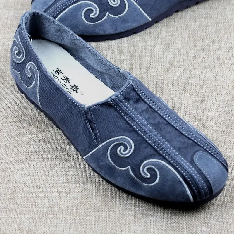

Мужская обувь в китайском стиле с вышивкой, старая пекинская обувь, новые летние дышащие повседневные парусиновые туфли на плоской подошве, подходящая обувь для выступлений в стиле кунг-фу