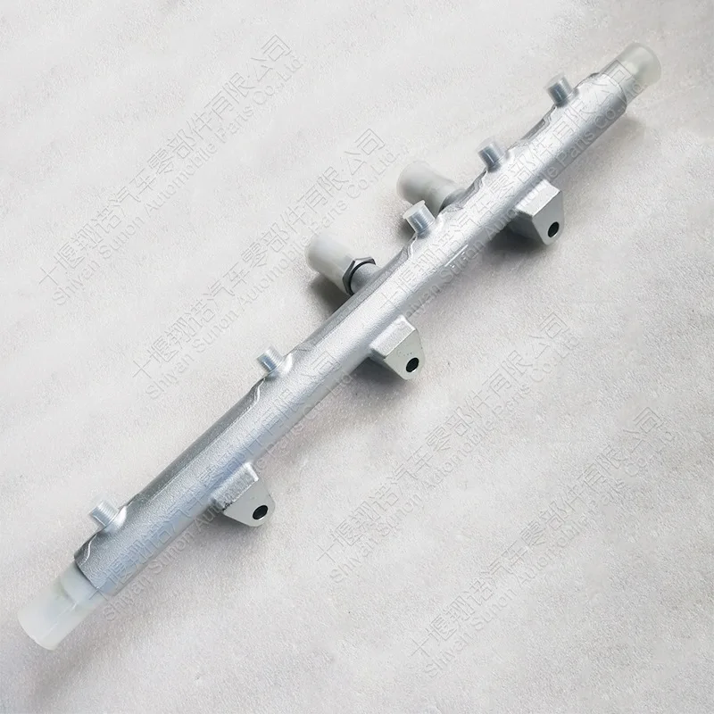 

Подходит для деталей двигателя Dongfeng Cummins ISLe, топливная труба Common Rail 3963815, 0445226025