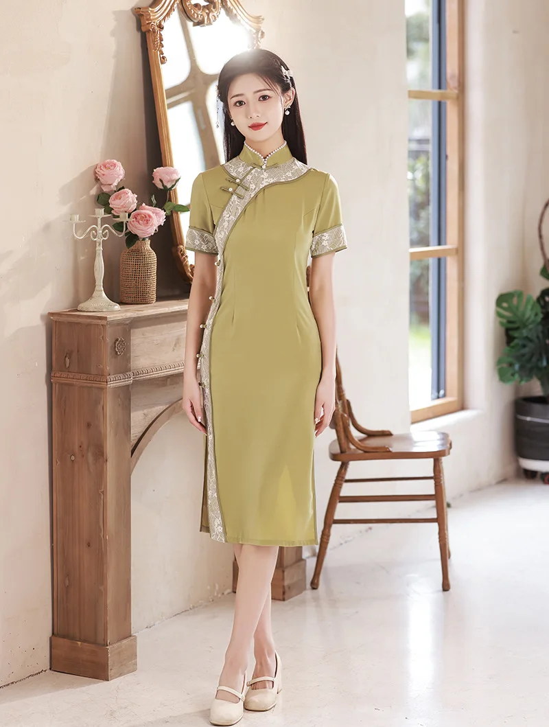 

Traditional Satin Lace Slim Long High Split Cheongsam Vintage Chinese Costumes Mandarin Collar Qipao