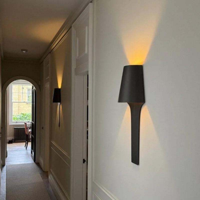 French Minimalist Wall Lamps Bedroom Headboard Designer Parlor Decoration Background Wall Sconces Hotel Model Room Art Fixtures