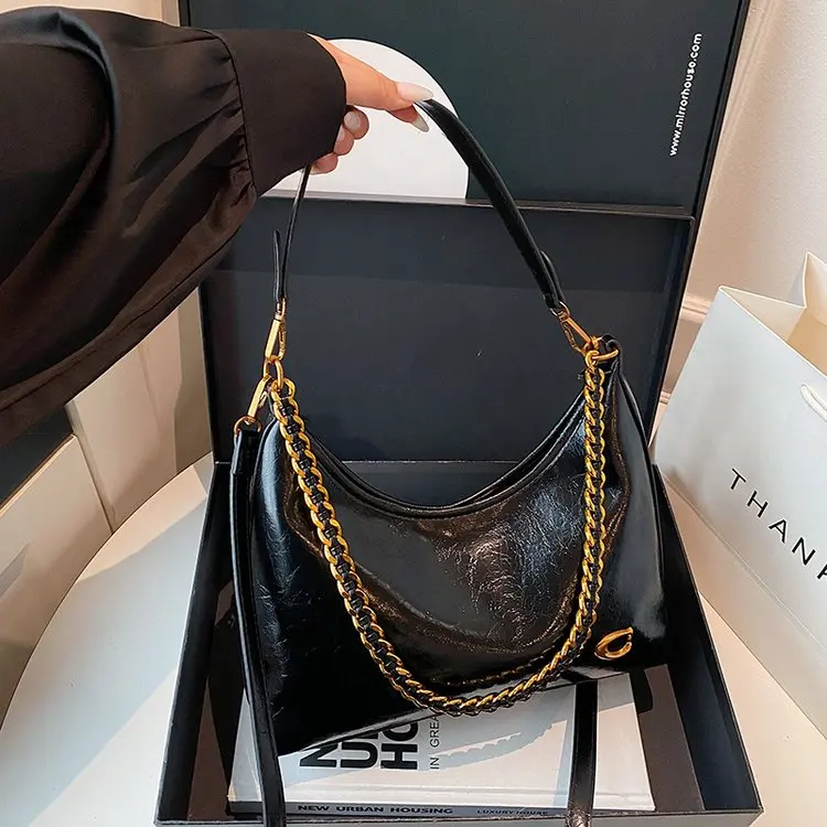 Fashionable Luxury Diaper Bag Women Crossbody Bag Designer Leather Handbag Minimalist Elegant Large Capacity Tote Bag - view 5
