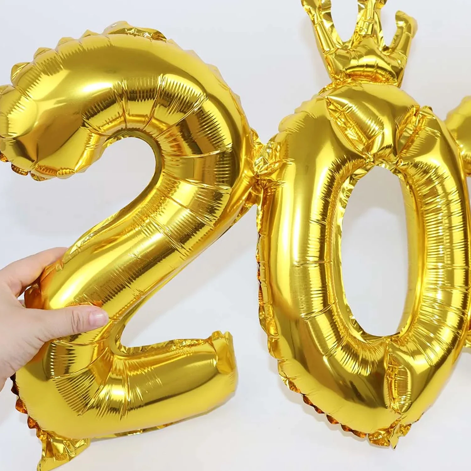 بالونة السنة الجديدة 2026 مقاس 16/32 بوصة باللون الذهبي والفضي 2026 بالون من رقائق معدنية مع تاج لزينة حفلات ليلة رأس السنة الجديدة لعام 2026