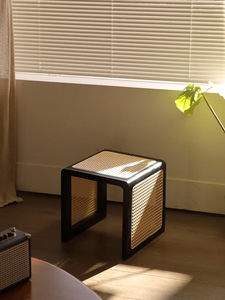 

Туфли из ротанга из цельного дерева для коротких детских табуретов, домашняя современная простота, роскошь и высокое чувство гостиной ча