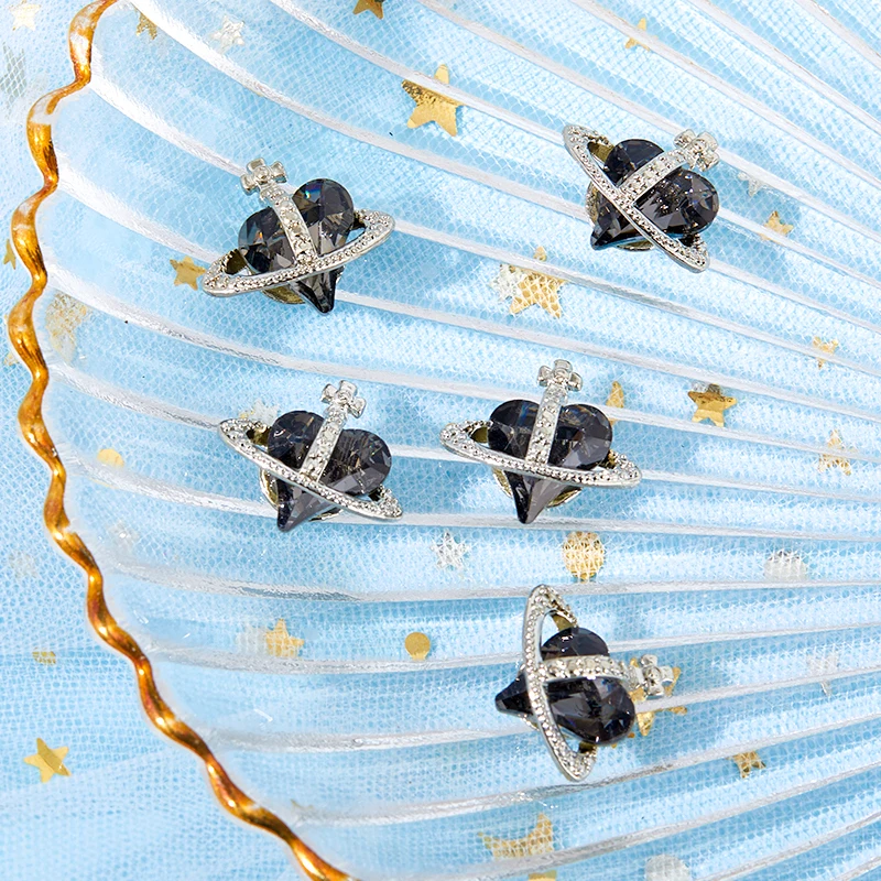 5pcs Crooked Tilted Heart Satellite Crystal Alloy Rhinestones Jewelry Nail Art Decorations Nails Accessories Charms Supplies