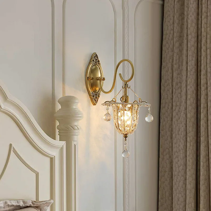 Franse Woonkamer Crème Wind Trap Amerikaanse Achtergrond Muur Licht Luxe Slaapkamer Bed Kristal Muur Lamp