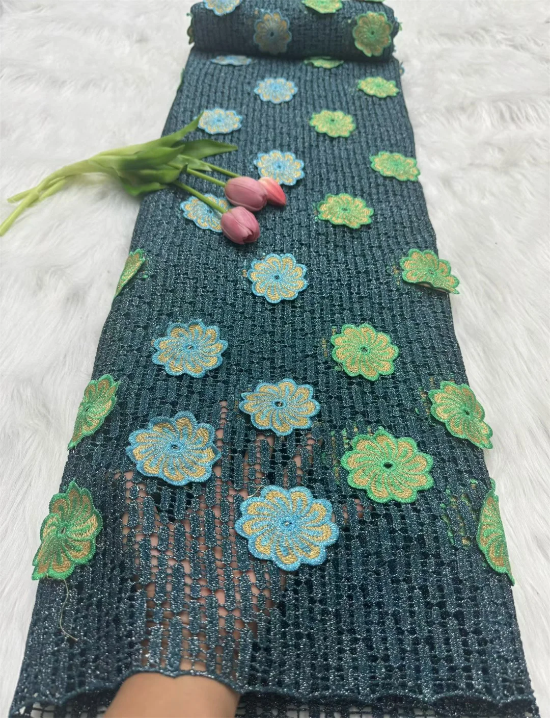 

Нигерийская 3D вышитая водорастворимая кружевная ткань 2026, африканский гипюровый шнур, кружевная ткань для шитья женских платьев, последние 5 ярдов