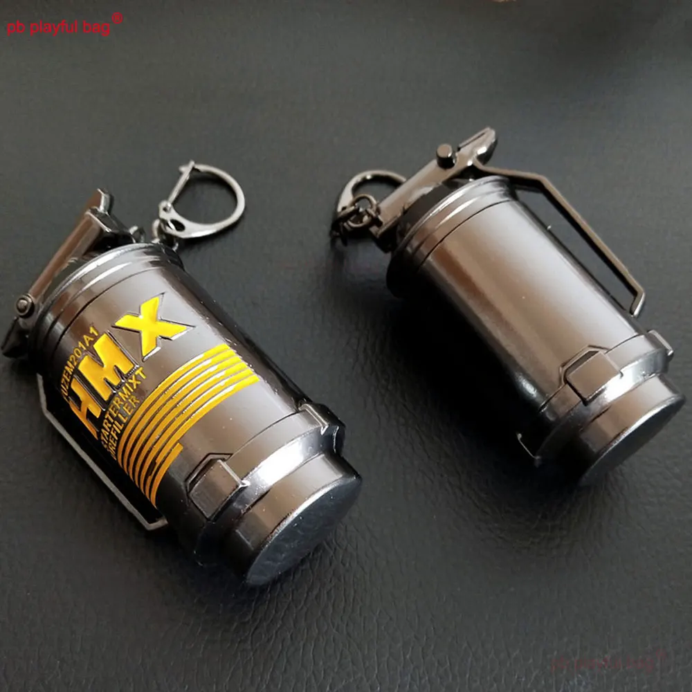 Mini Metal Equipment M18 Smoke Bomb Tear Gas Weapon Model Figures Game Peripheral Pendant Keychain Children\'s Toys Gift ZG232