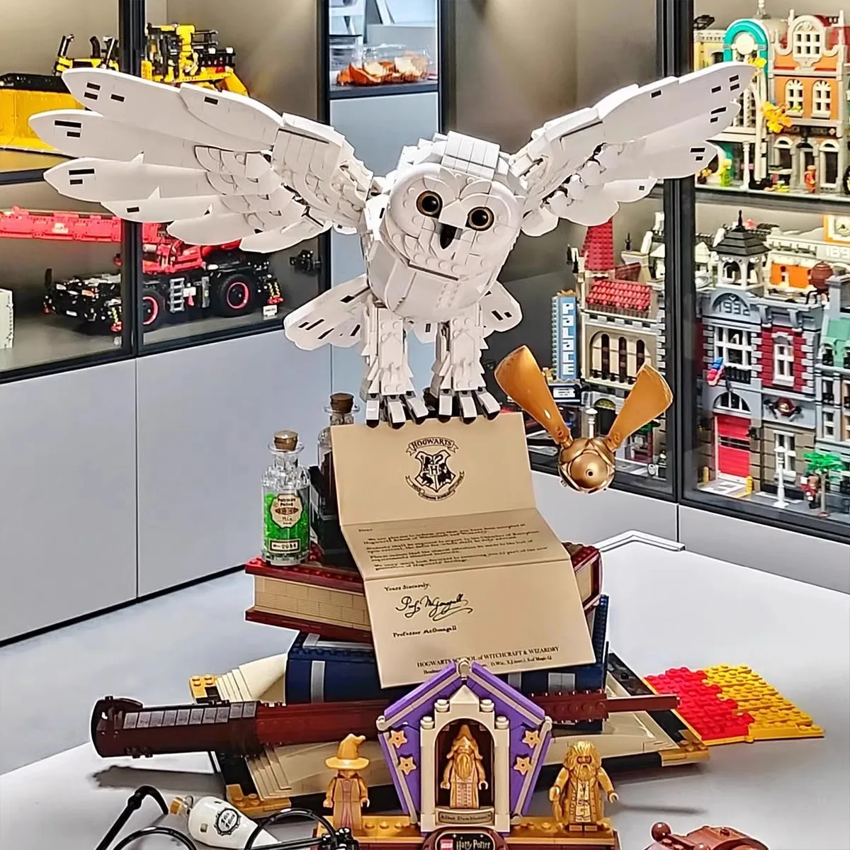 

3010pcsSeries Hedwig Owl Building Blocks Assembly Adult Version High Difficulty Boy Toy Gift