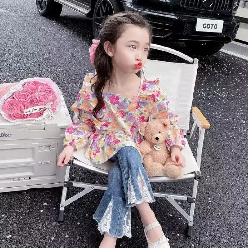 Girls' Spring and Autumn Set New Fragmented Blossom Shirt Korean Edition Cowboy Flare Pants Two Piece Set Popular for Child