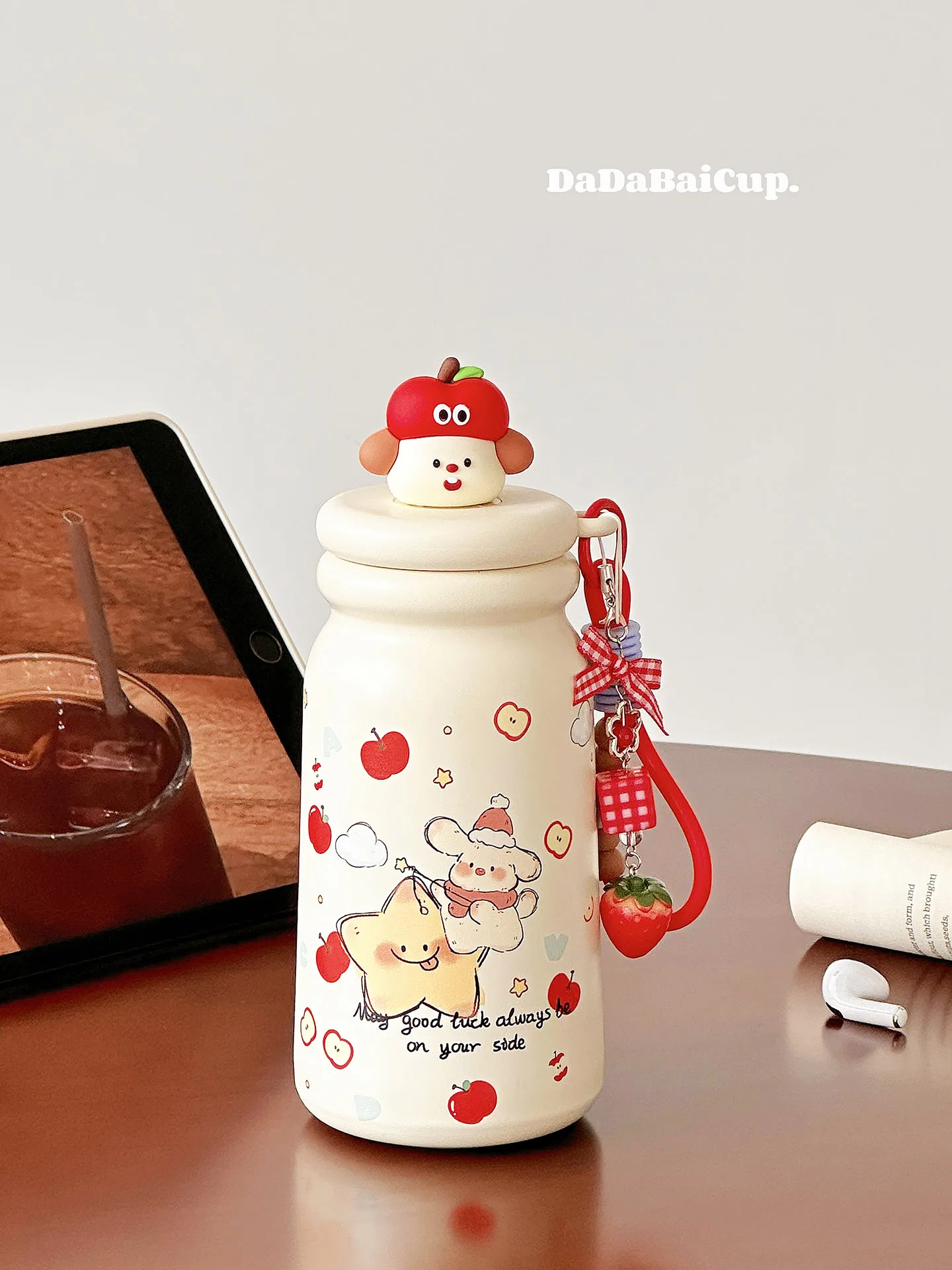 

Милая красная термобутылка для воды в форме собачки, портативная, для детей и студентов, новогодний подарок для девочек, высокая эстетическая ценность