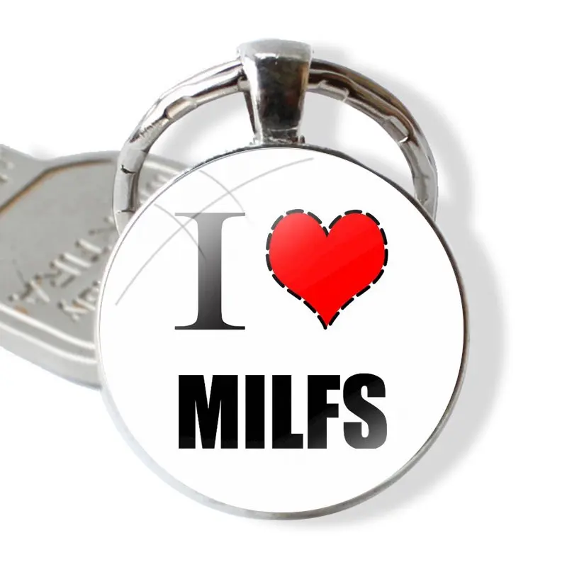 LLavero de cabujón de cristal hecho a mano I Love Milfs, llavero colgante, llavero de diseño