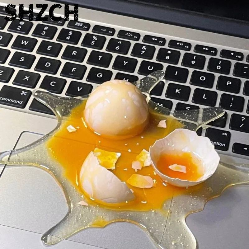 Cracked Egg Phone Stand Holiday Funny Gifts Desktop Decoration Modern Creative Design Ornaments Novelty Gag Toys for Pranks