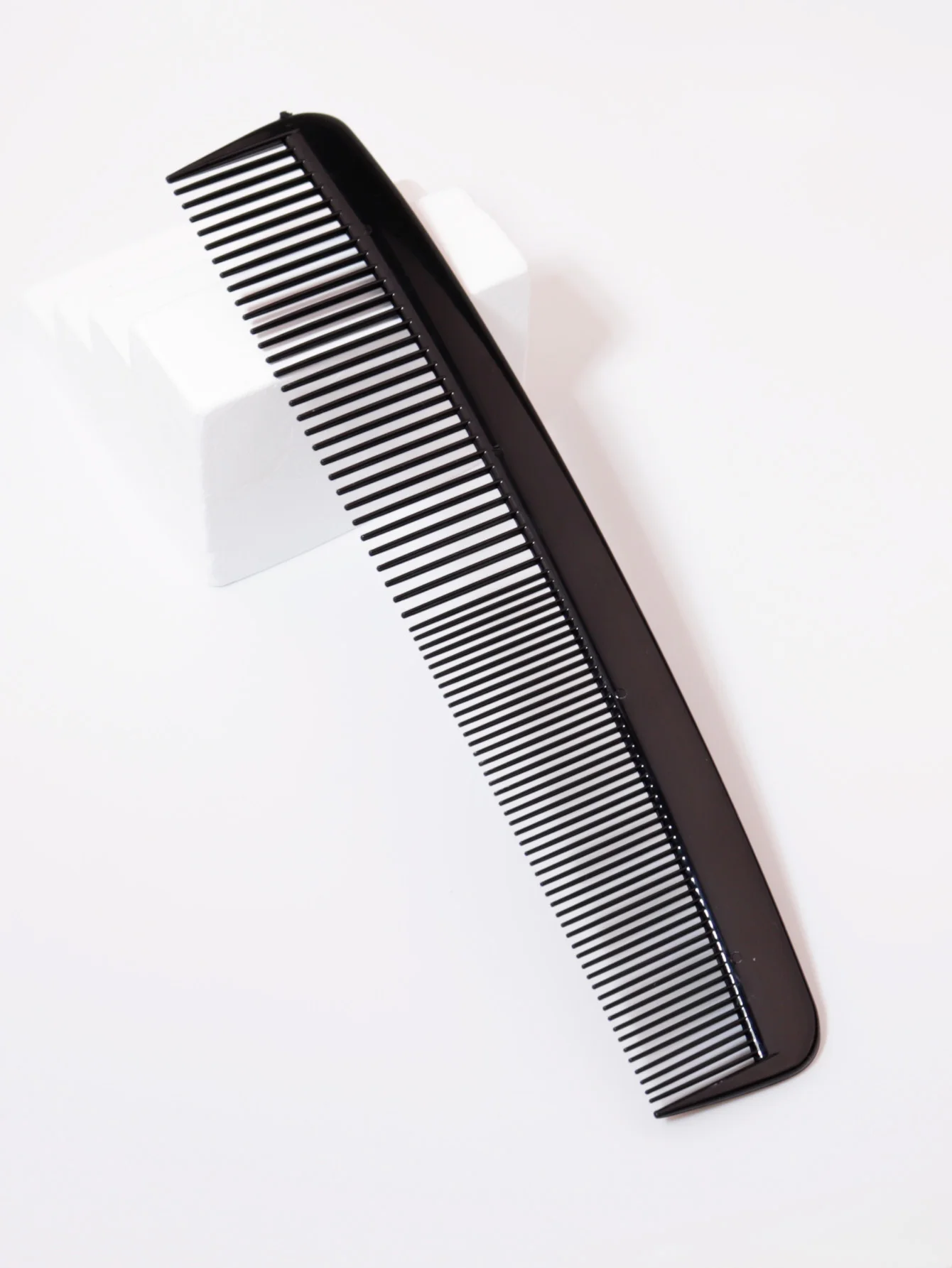 

Double sided comb, anti-static and heat-resistant comb, black carbon fiber comb, suitable for all hairstyles