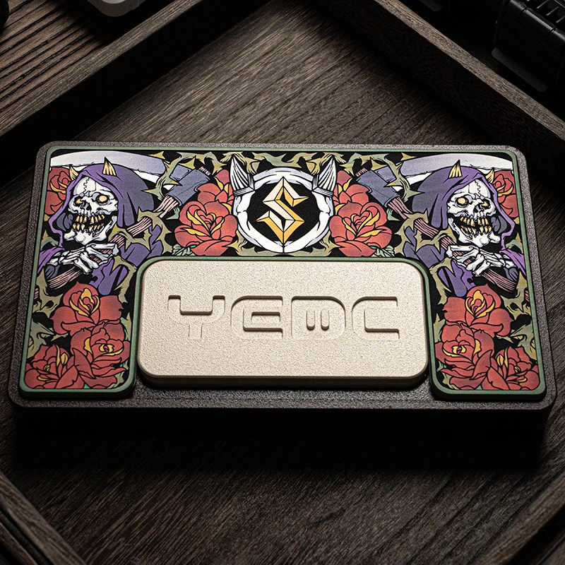 YEDC Ceramic Pig 3rd Anniversary Pig Nose Mechanical Metal Fingertip Push Plate Decompression Desktop Toy Gift