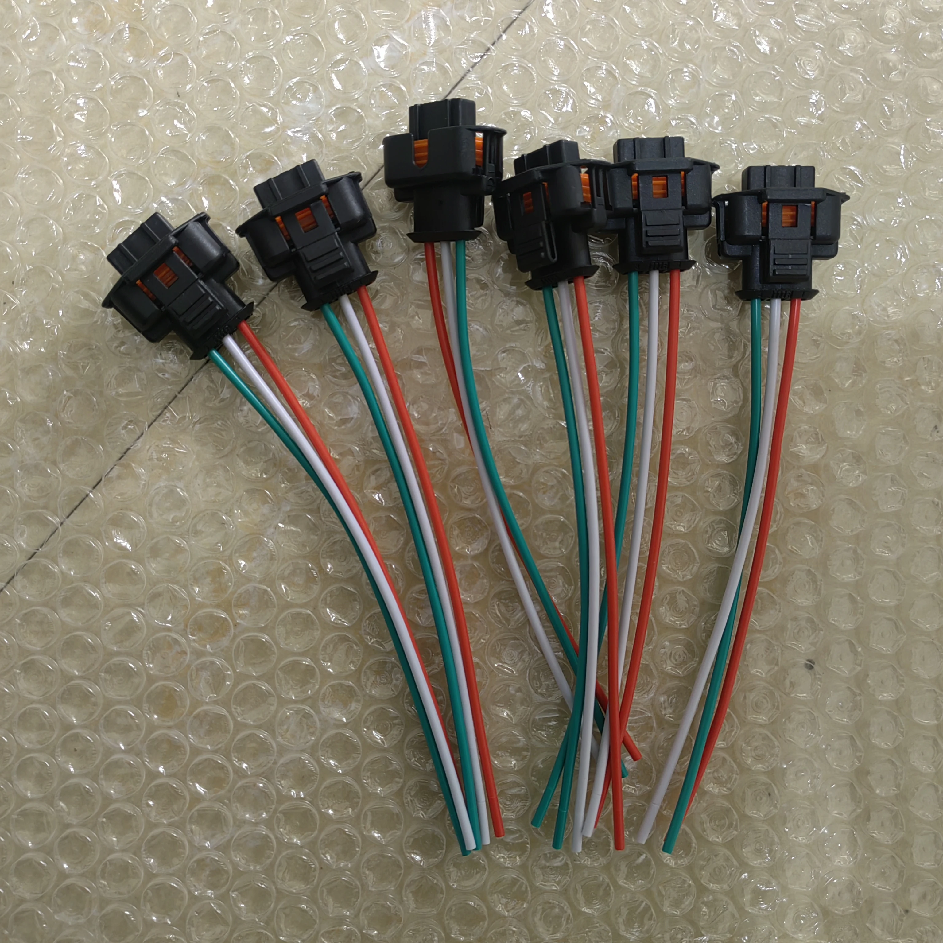 

Connector for Sea-Doo CamShaft Position Sensor 4TEC GTX RXP RXT GTI GTR OE# 420664041,420664040,420664045,420664042,4206640456