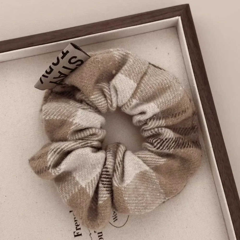 1/6 Stück Vintage Plaid Scrunchie Marke Casual Retro Stil Perfekte tägliche Frisur Vielseitig sieht trendiges Haar-Accessoire für Damen aus – Detail 5
