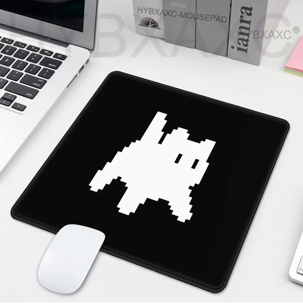 HYBXAXC Pixel Cute Cat Small Mouse Pad Laptops Mousepad Gamer Carpet Keyboard MatDesk Protector Anime Cartoon Mause Pads 30X25CM
