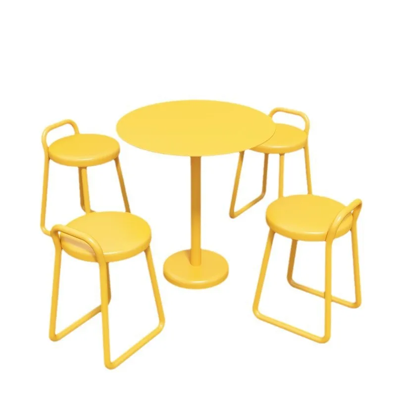 

Simple outdoor courtyard garden leisure one table and two chairs milk tea shop dessert shop outside the metal waterproof table a