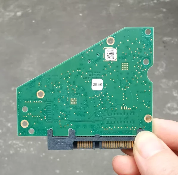 

Номер доски 100870255 REV A